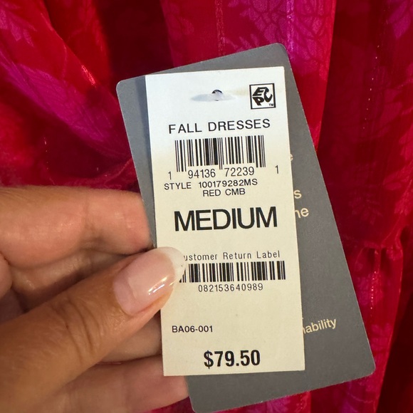 On 34th Floral-Print High-Neck Tiered Mini Dress - Picture 6 of 7